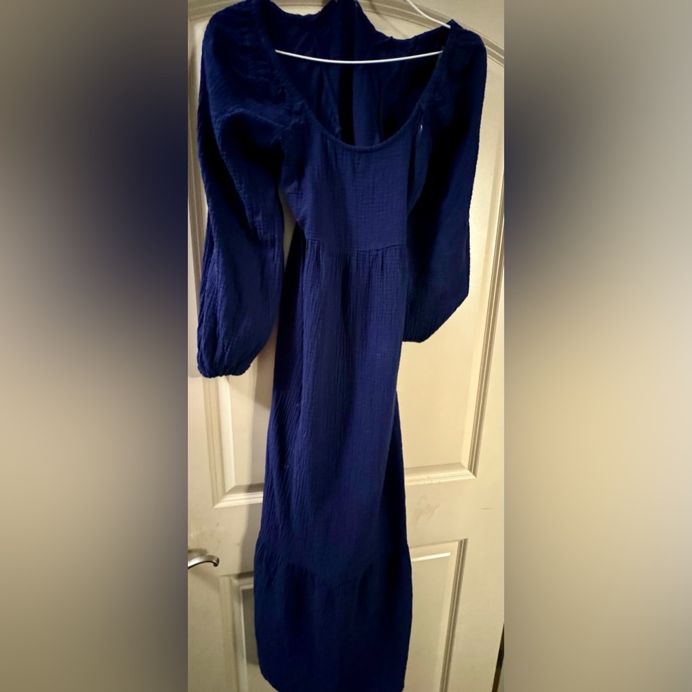 Long navy dress